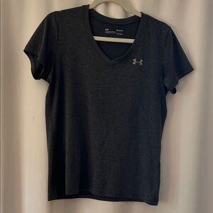 Under Armour Women's Grey V-Neck Top